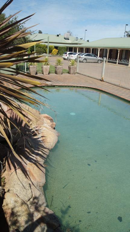 Lincoln Cottage Motor Inn Wagga Wagga Ngoại thất bức ảnh