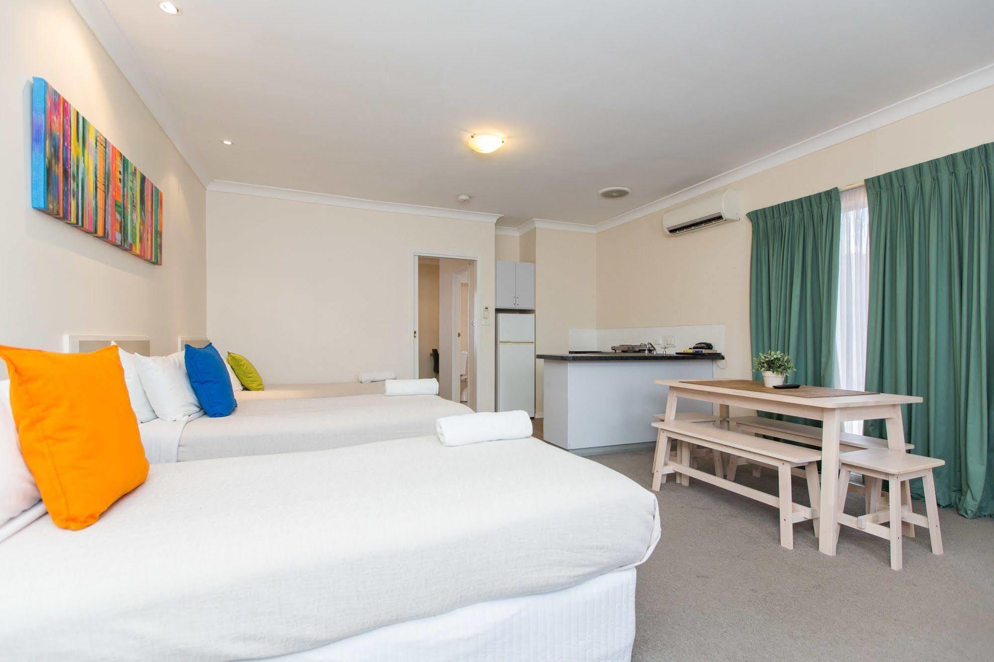 Lincoln Cottage Motor Inn Wagga Wagga Ngoại thất bức ảnh