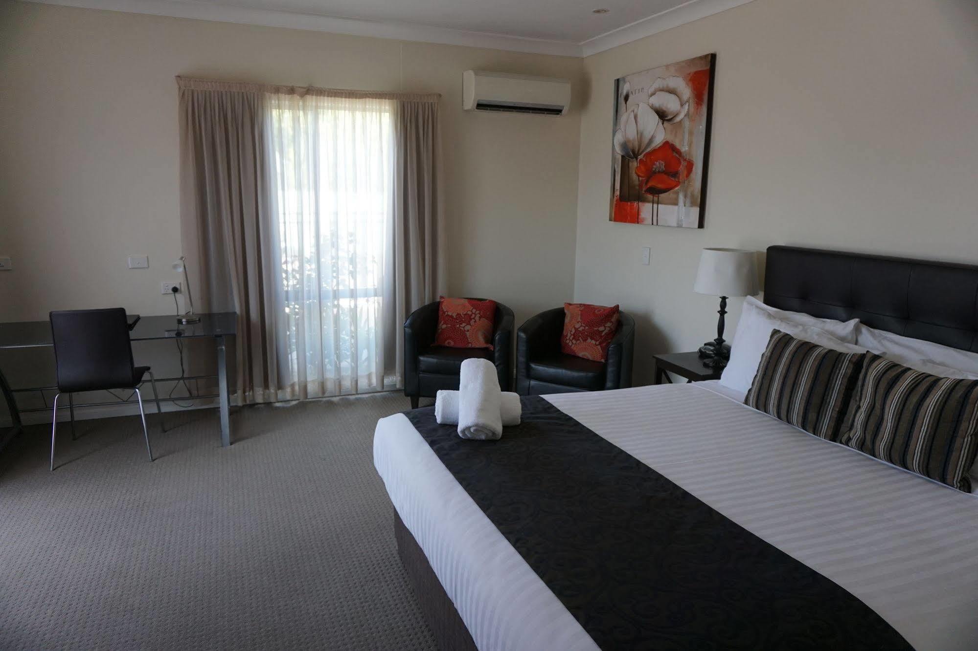 Lincoln Cottage Motor Inn Wagga Wagga Ngoại thất bức ảnh