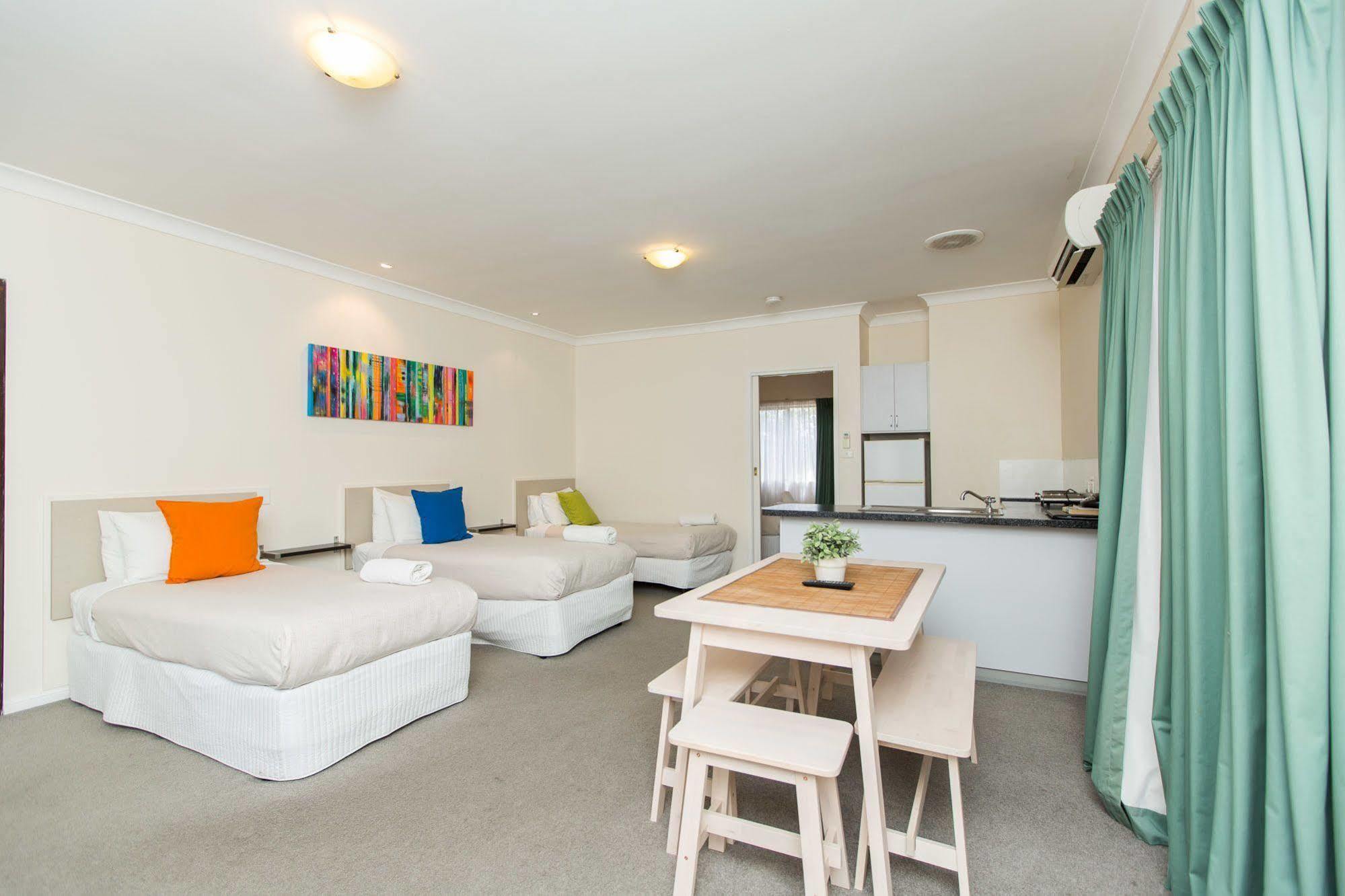 Lincoln Cottage Motor Inn Wagga Wagga Ngoại thất bức ảnh