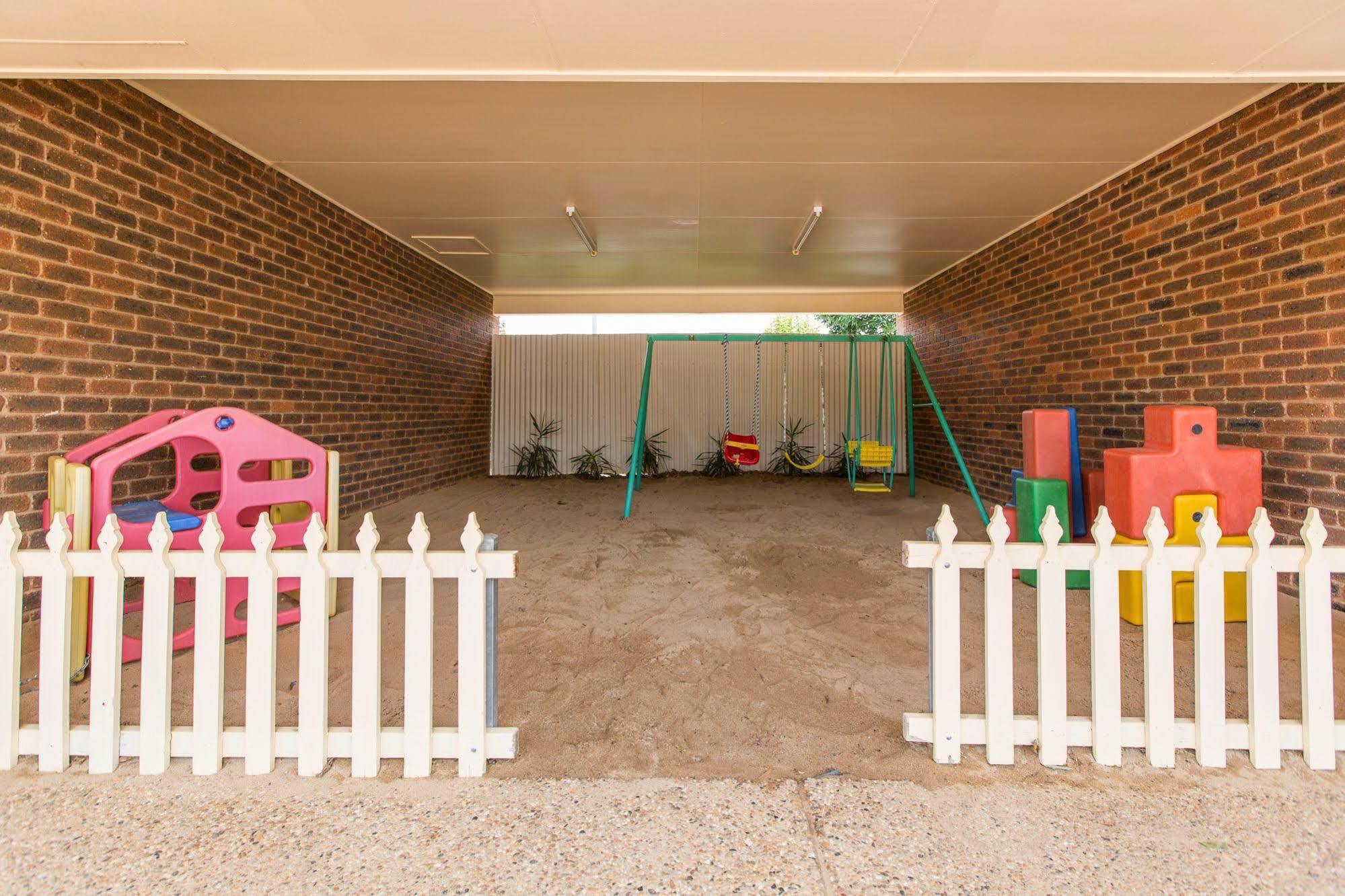Lincoln Cottage Motor Inn Wagga Wagga Ngoại thất bức ảnh